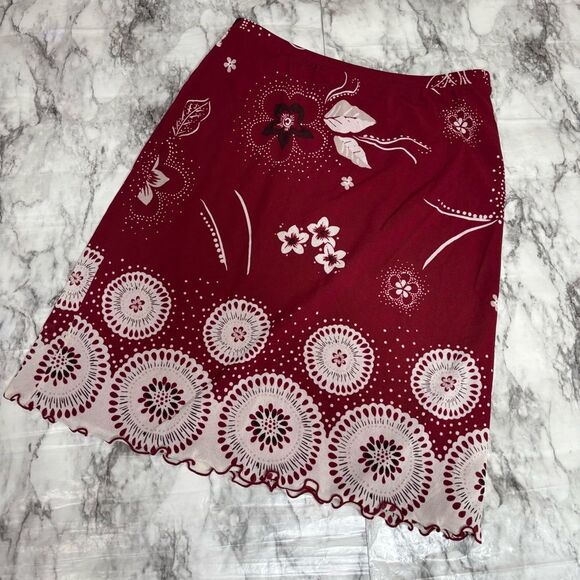 Petite Sophisticate Dresses & Skirts - Petite sophisticate vintage 90s retro floral print red shite slip skirt size P